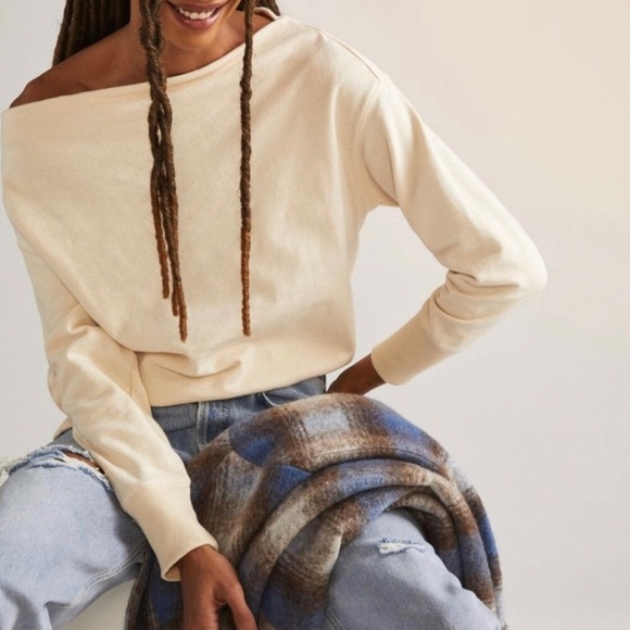 Anthropologie Tops - Anthropologie Pilcro Donna Boat Neck Tunic Pullover